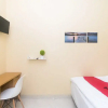 Отель RedDoorz Syariah near Stasiun Madiun, фото 29
