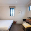 Отель Spacious 2 Bedroom Apartment in Brunswick With Patio and Parking, фото 3