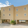 Отель New Listing! Beachfront Bliss W/ Stunning Views 3 Bedroom Townhouse, фото 1