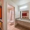 Отель Motel 6 San Antonio, TX - Fiesta Trails, фото 9