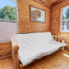 Отель Goldilocks Cabin - Real Log Style Cabin, Premium Location, Close To Bear Mountain With Hot Tub! 2 Be, фото 3
