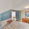 Отель New Listing! New England Firehouse 3 Bedroom Home, фото 5