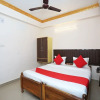 Отель OYO 12536 Garden Plaza, фото 5