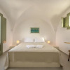 Отель Oia Kissiri - private pool Villas, фото 3