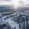 Отель Nest on Perfection - Newly Renovated Ski In Ski Out Mountain View Condo, фото 9