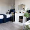 Отель Spacious 2 Bed Apt Sleeps 5 Relocation Kent, фото 4