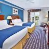 Отель Holiday Inn Express & Suites Petoskey, an IHG Hotel, фото 3