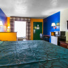 Отель Econo Lodge Inn & Suites, фото 40