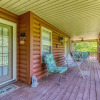 Отель Bluebird's Song by HoneyBearCabins, фото 23