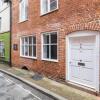 Отель 'Goshawk' 1 bed apartment in Ludlow town centre в Ладлоу