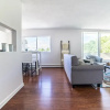 Отель Beautiful 2bdr Suite w Parking Patio Coffee Wifi, фото 2