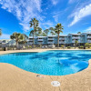 Отель Orange Beach Condo: Private Boat Dock + Ramp, фото 16