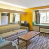 Отель Microtel Inn & Suites by Wyndham Gatlinburg, фото 14