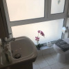 Отель Casa Fiore - 2 Bed House 10 Mins Walk to Centre, фото 10