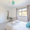 Отель Lovely 4 Bed House w Garden, 1 Stop to Waterloo, фото 5
