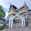 Отель O Fitriaendika Residence Near Pasar Raya Padang, фото 1