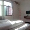 Отель Wuyuan Jiangling Huatian Hostel, фото 10