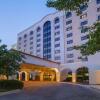 Отель Embassy Suites Greenville Golf Resort & Conference Center в Гринвилле