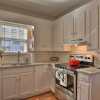 Отель Vintage Chic Cottage < 1 Mile to UNC Greensboro!, фото 21