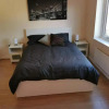 Отель Entire 3 Bedroom House Manchester Free Parking, фото 6