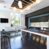 Отель Luxe Hubs Corporate High Rise Apartments on Pine, фото 17