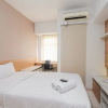 Отель Modern Studio with Great Lake View at Springlake Summarecon Apartment, фото 6