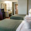 Отель High Point Inn & Suites, фото 12