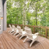 Отель Wintergreen Resort Home w/ Deck, 1 Mi to Skiing!, фото 17