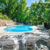 Отель Star Dancer 3 Bedroom Home with Hot Tub, фото 12