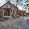 Отель Bear Den, 3 Bedrooms, Front Porch, Midtown, Sleeps 7, фото 12
