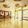 Отель JiaHua International Hotel, фото 2