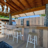 Отель Private Retreat w 5 BR Spa Pool Jacuzzi, фото 8