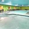 Отель Holiday Inn Express Kearney, фото 7