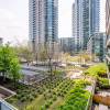 Отель Modern Bright 1Br+Den Unit Downtown, фото 22