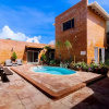Отель Flamingo Suite 1BR 1BA Apt w Pool Parking, фото 15