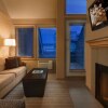 Отель Executive - The Inn at Whistler Village, фото 19