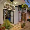 Отель Hostal Machalilla, фото 1