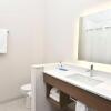 Отель Holiday Inn Express & Suites Madisonville, an IHG Hotel, фото 10