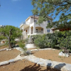 Отель Private Villa With Amazing View and Shared Pool, фото 1