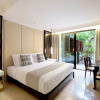 Отель Jambuluwuk Oceano Seminyak Hotel, фото 3