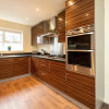 Отель GuestReady - Family Home in Salford, фото 7