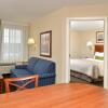 Отель Candlewood Suites Chambersburg, an IHG Hotel, фото 23