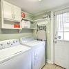Отель Hot Springs Cottage: Half-mi to National Park!, фото 2
