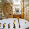 Отель Golden Phoenix Hotel, фото 8
