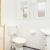 Отель Newly Renovated Apt Close to CBD Unit 2, фото 7