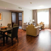 Отель Emirates Plaza Hotel, фото 4