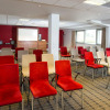 Отель Holiday Inn Express Northampton - South, an IHG Hotel, фото 15
