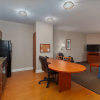 Отель Candlewood Suites Decatur Medical Center, an IHG Hotel, фото 12