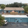 Отель New Smyrna Beach Townhouse/flagler Ave/beach/walk Everywhere and Pet Friendly!, фото 27