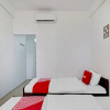 Отель OYO Life 90570 Heboh Guest House Syariah, фото 12